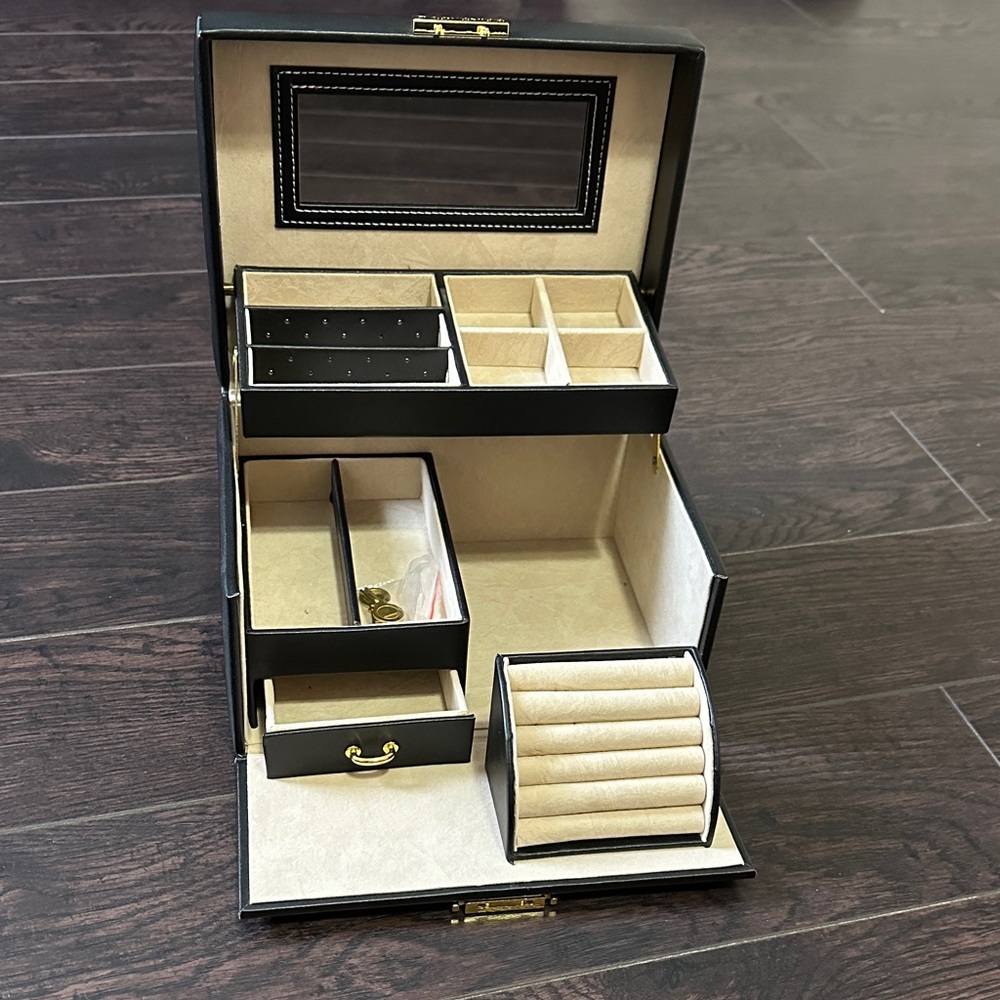 Elegant Black Jewelry Box with Mirror